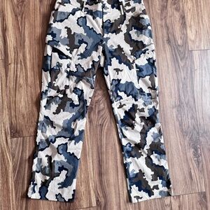 KUIU Black and Gray Cargo Pants with Tactical Camouflage